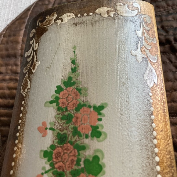 RARE Musical Florentine Jewelry Box, Handpainted, Gold, Floral, Pink Flowers - Picture 7 of 10